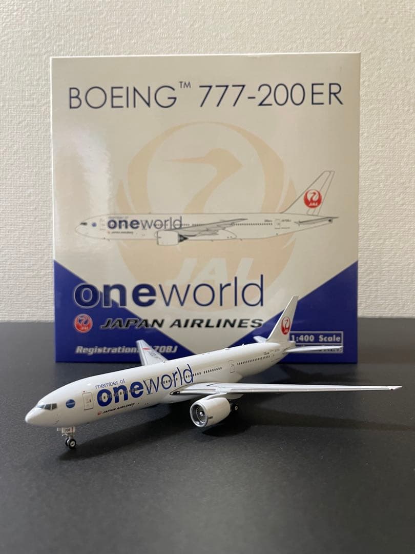 JAL B777-200ER oneworld塗装 フェニックス製1/400 - メルカリ