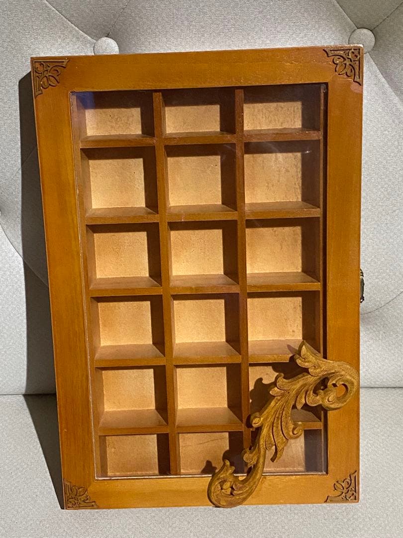 シャビー♦️ナチュラル ロココ♦️コレクションボックス ２個セット♦️壁付可能♦️送料込