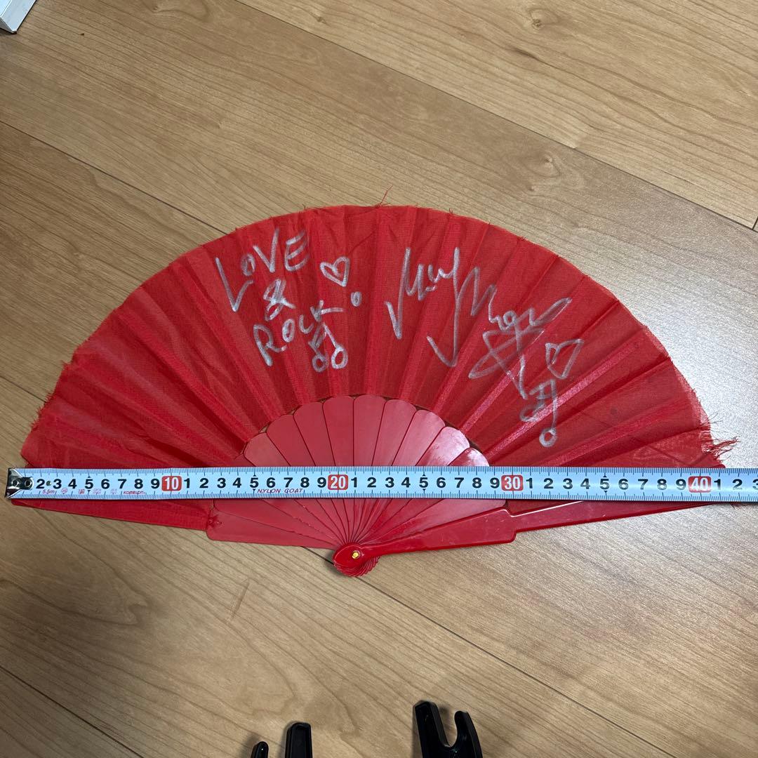 【最終値下げ】激レア マイケル・モンロー 本人直筆サイン入り扇子