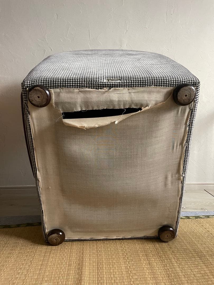 オールドカリモク　チェック柄 1人掛けソファ