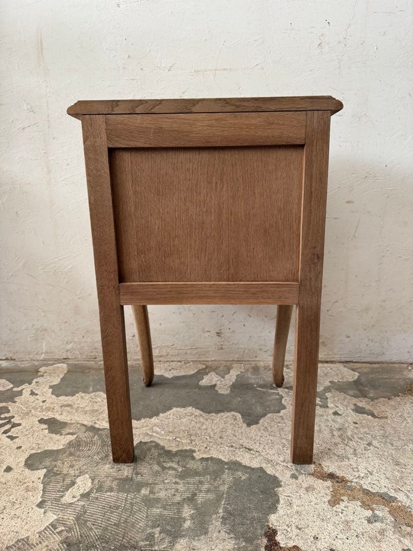 ビンテージ ドロワーサイドテーブル ドロワーベッドサイドテーブル　猫脚