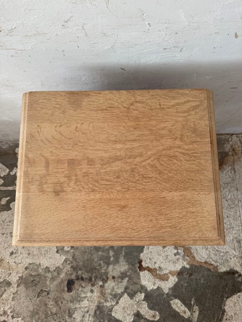 ビンテージ ドロワーサイドテーブル ドロワーベッドサイドテーブル　猫脚