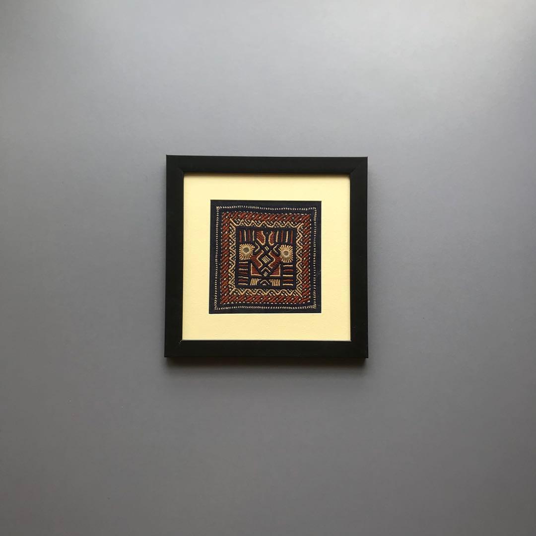 一点もの インド手刺繍 幾何学模様 アート｜ミラーワーク 額装