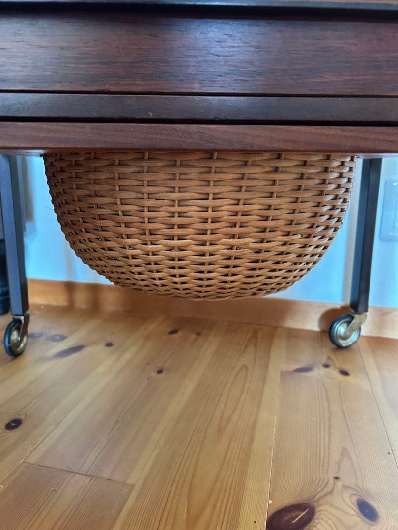 北欧　ビンテージ　ソーイングワゴン　バスケット　かご　手芸　裁縫箱