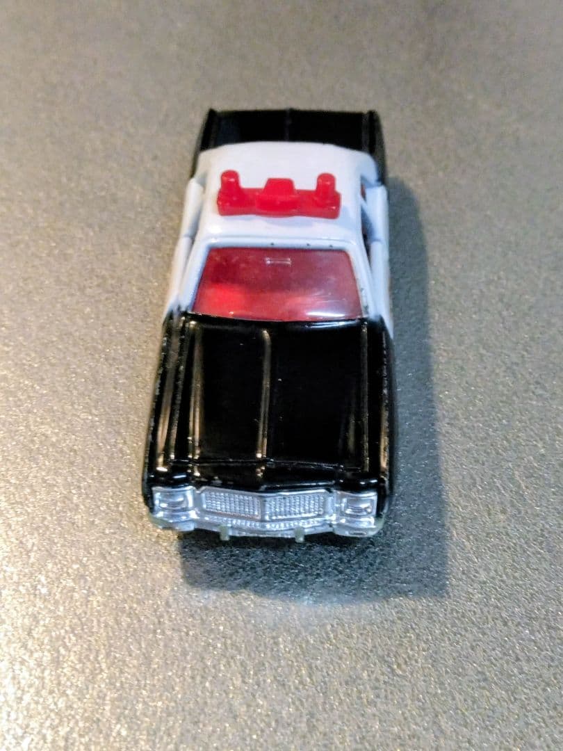 トミカ　ダッジコロネット　アメリカンポリスカー　箱無し