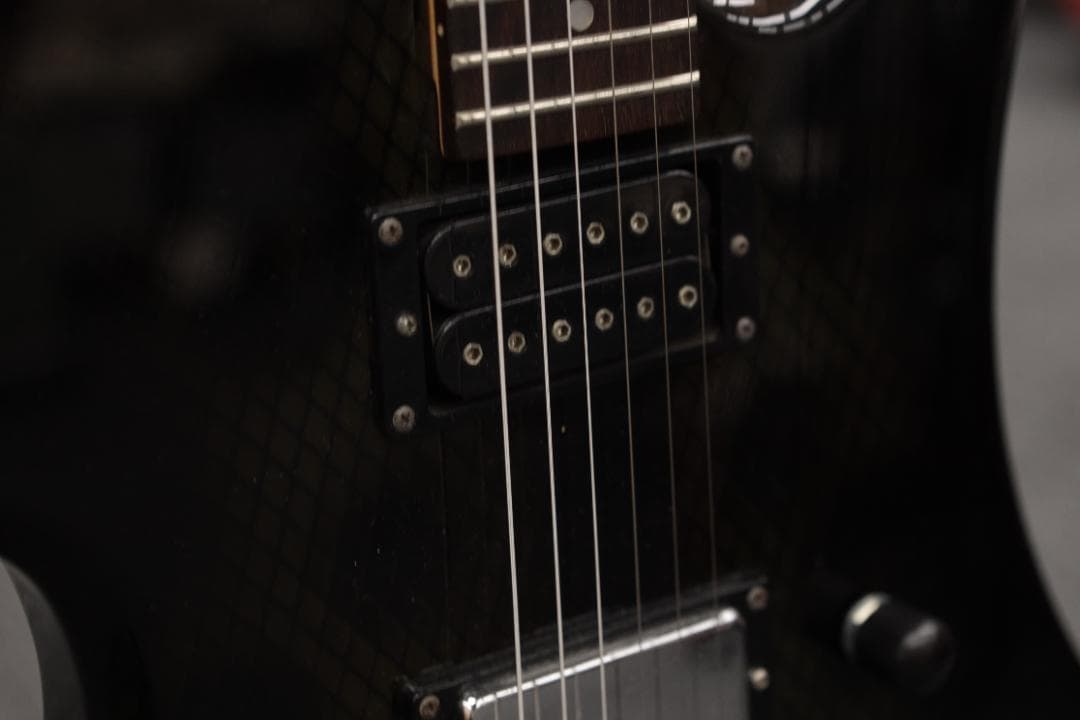 【9168】 B.C.Rich Mockingbird 蛇側模様? 黒