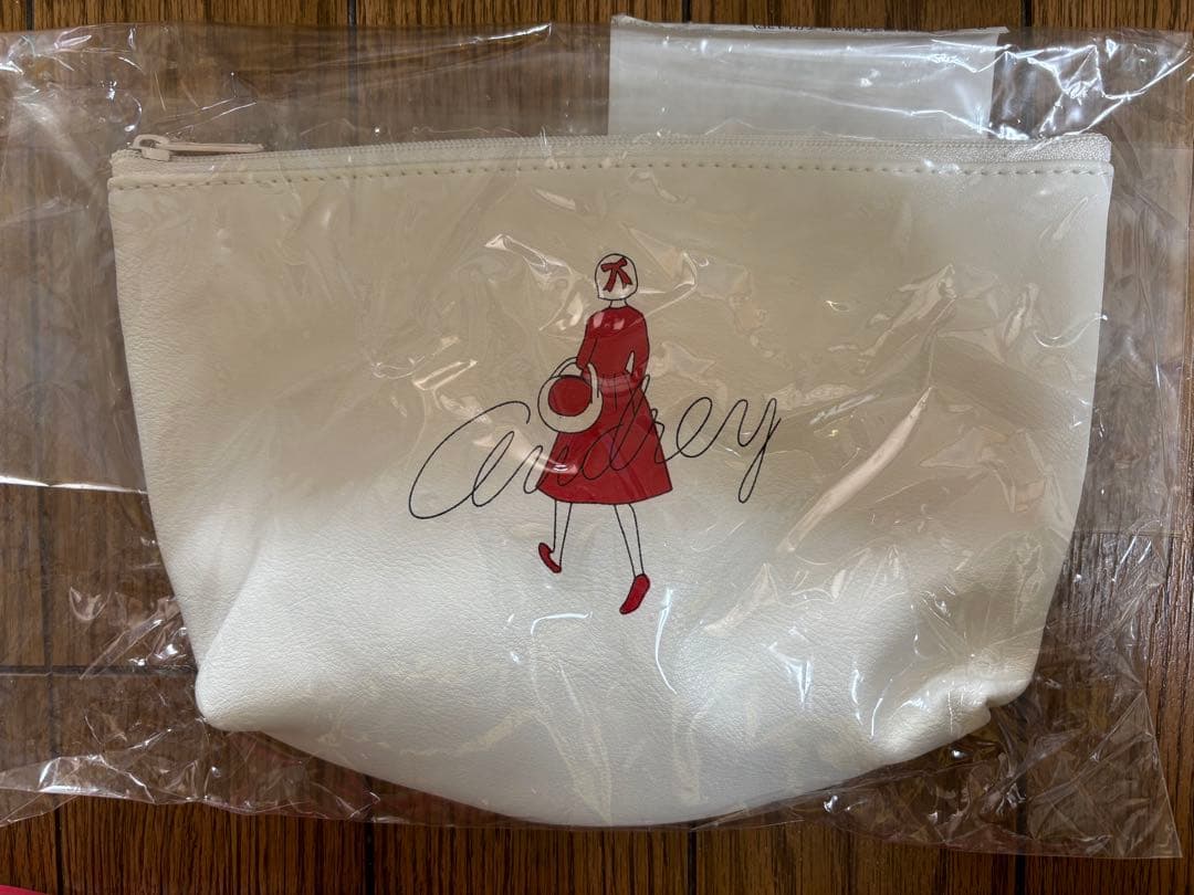 新品未使用 AUDREY ポーチ バック 5点セット 名古屋高島屋 - メルカリ