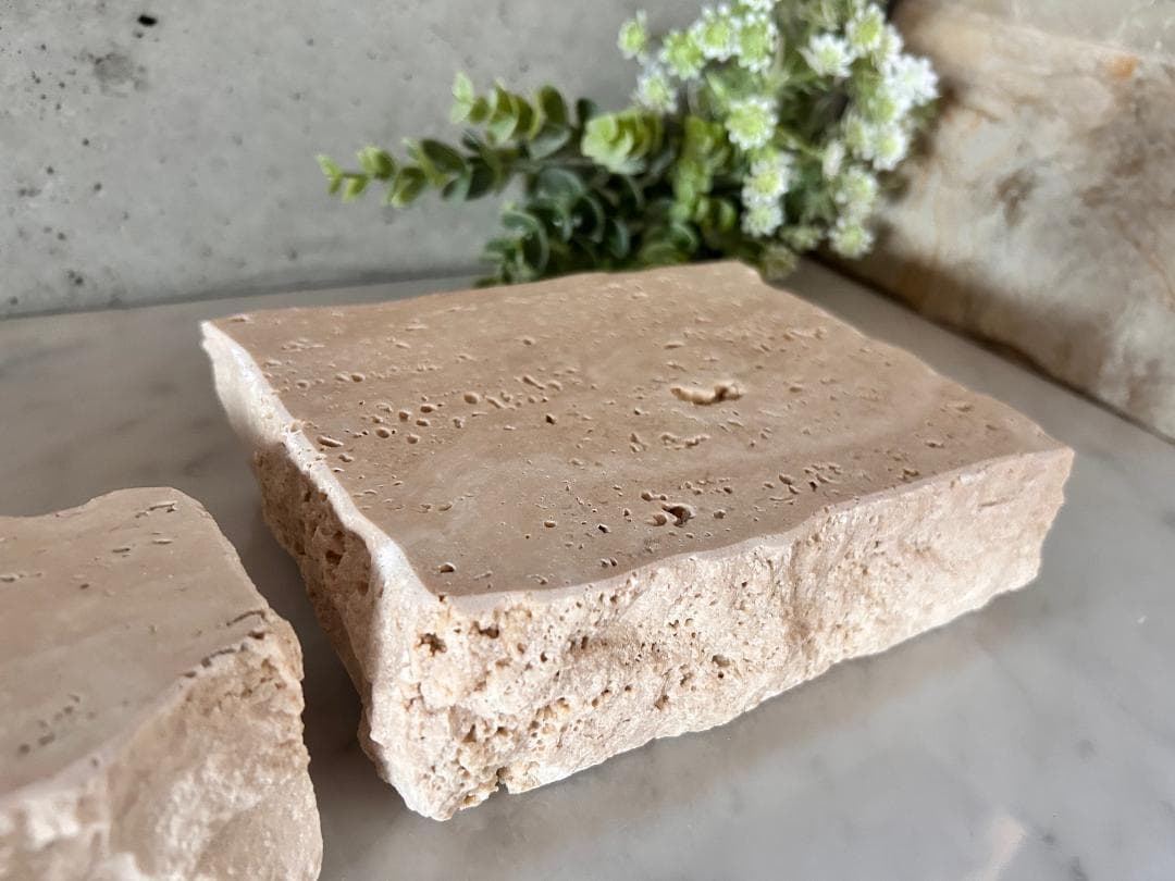 天然大理石　イタリア　トラバーチン　3個セット　割肌　●アクセサリー台●送料無料