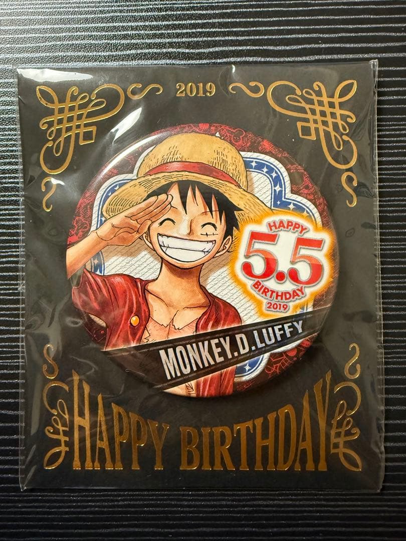 ルフィ バースデイ缶バッジ - メルカリ