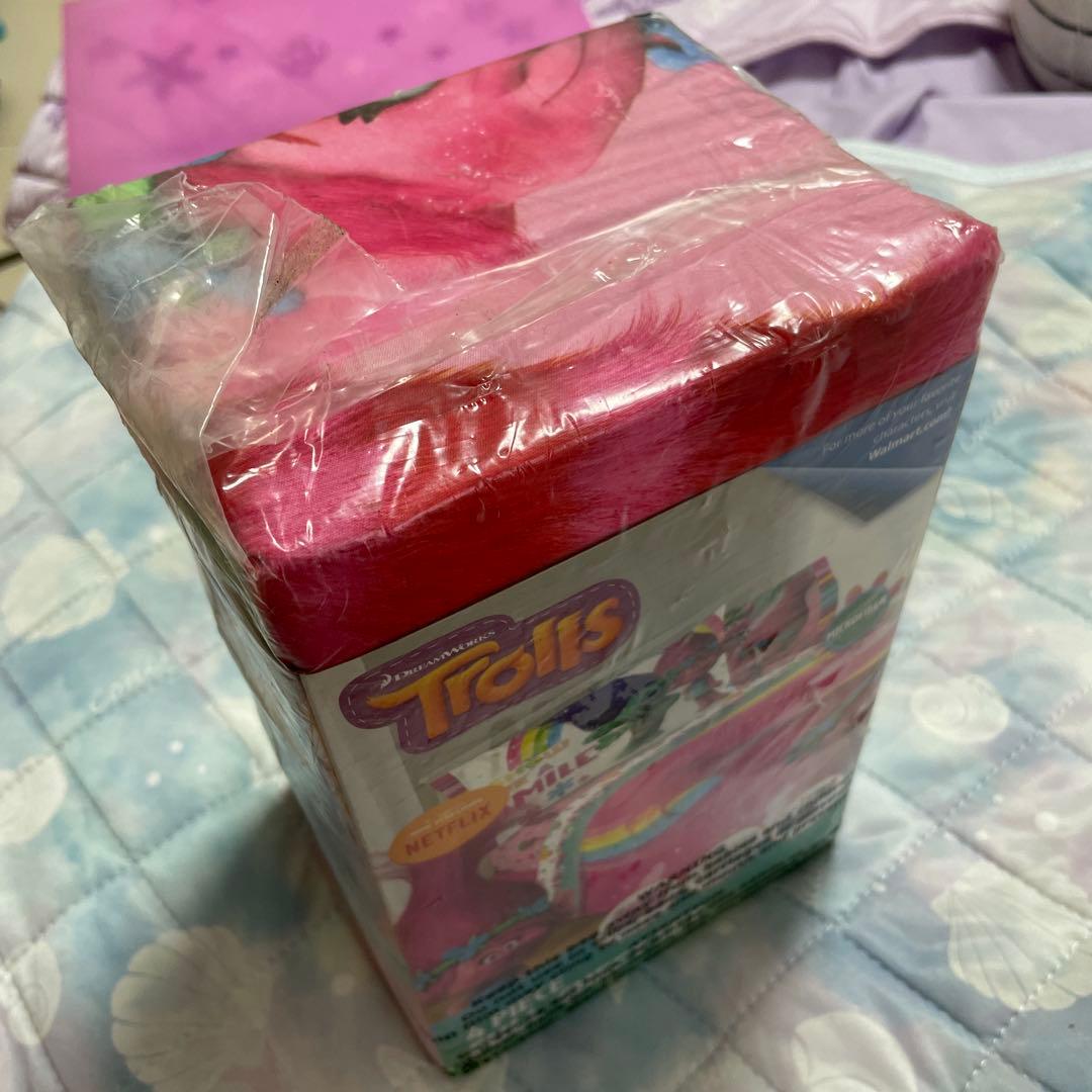 TROLLS シーツカバー 4点セット　新品