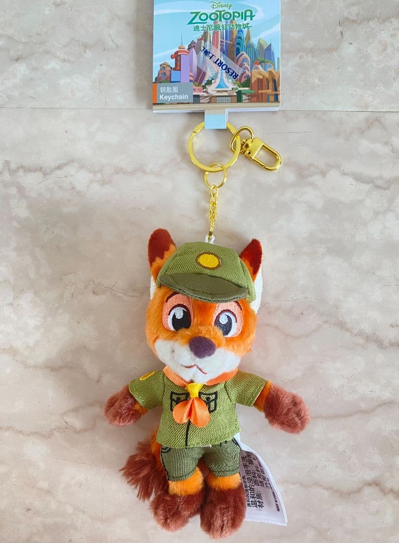 新品タグ付上海ディズニー ズートピア ニック子ども時代ぬいぐるみキー