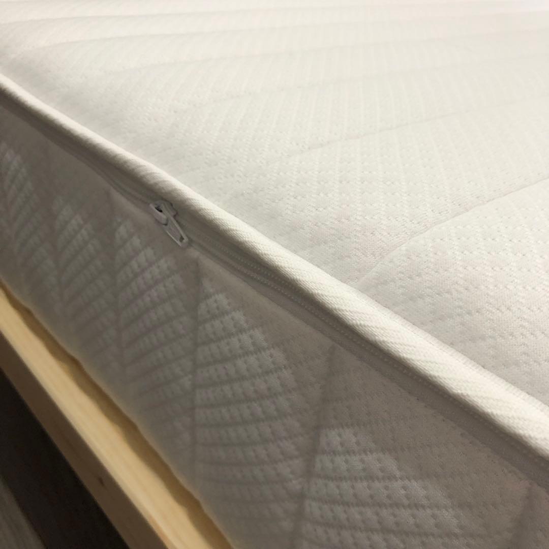 無印良品　クイーンサイズマットレス