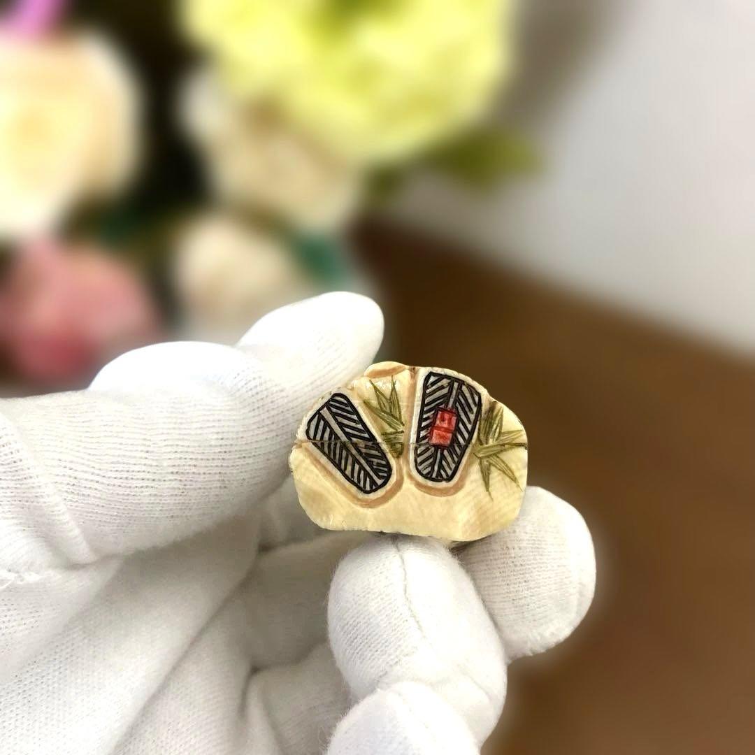 布袋様の根付けです。