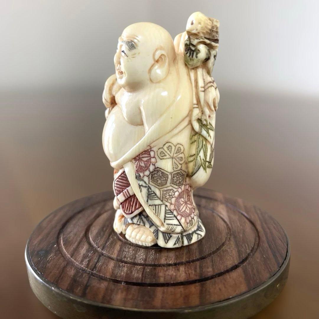 布袋様の根付けです。