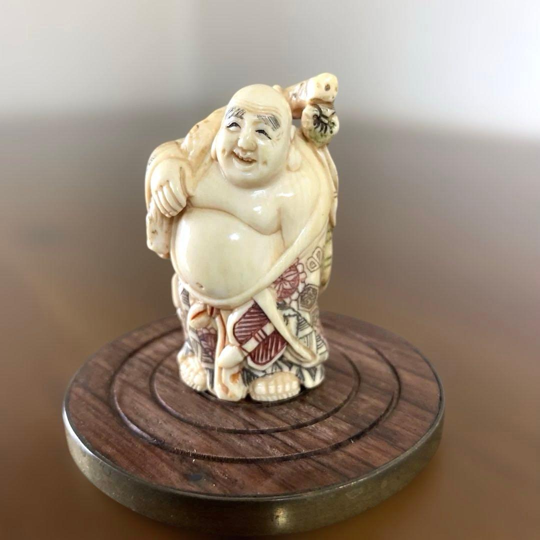 布袋様の根付けです。