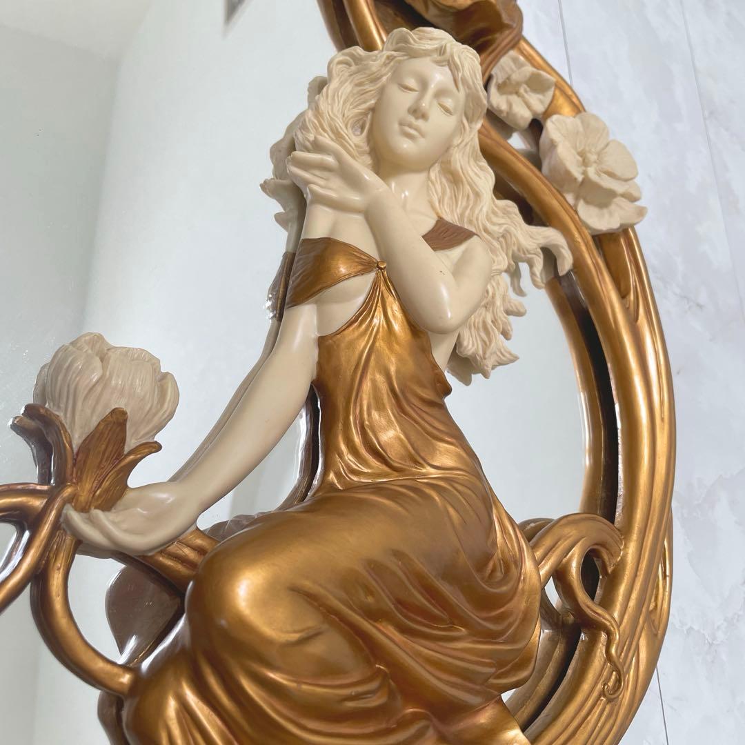 アール・ヌーヴォー　壁掛け鏡