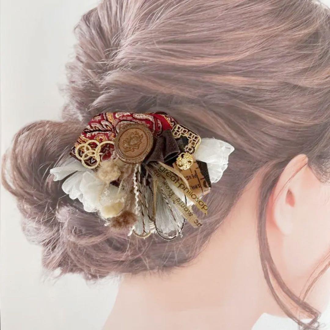 no.44  ハンドメイド　フォークロアなヘアアクセサリー