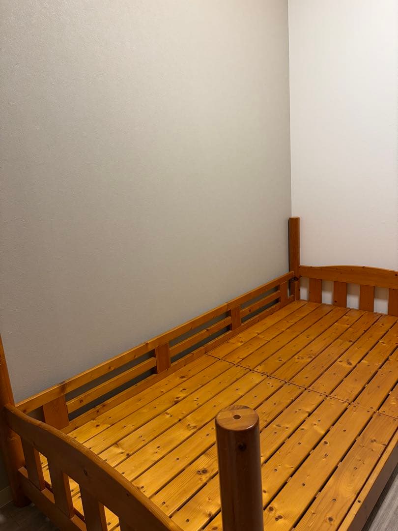 木製シングルベッドフレーム