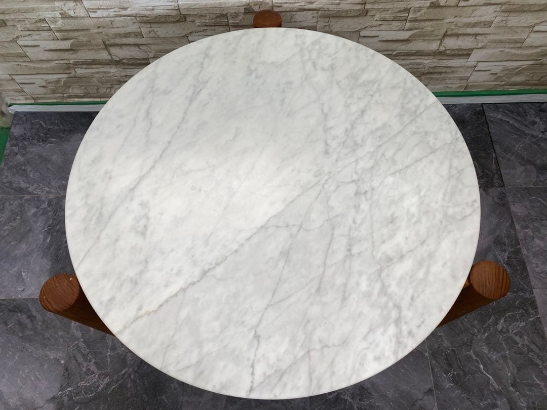 Cassina IXC ローテーブル　大理石