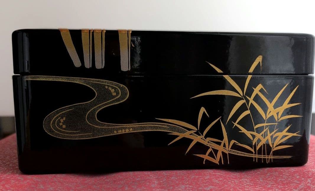東橋の作品 「本蒔絵漆器」 「金蒔絵（かなまきえ）」文箱 「美術工芸
