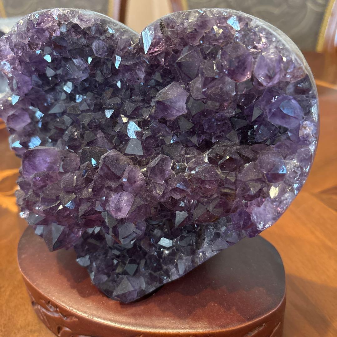 アメジスト♡ビックハート♡キラキラ天然石♡専用台座付き