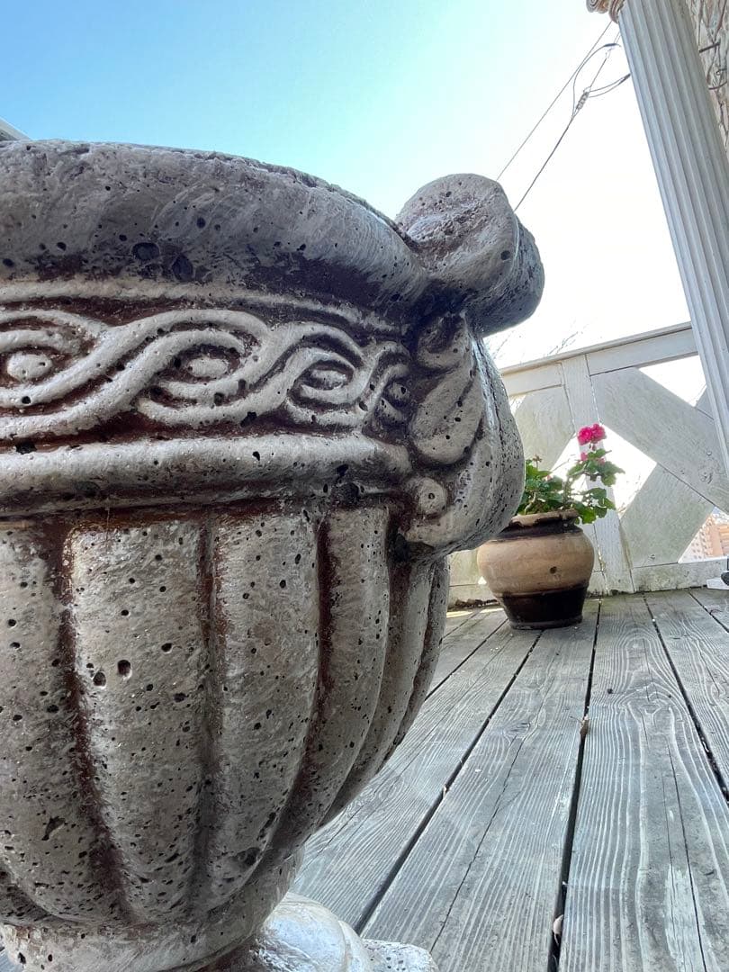 ギリシャ風植木鉢 長さ43cm、材質：コンクリート