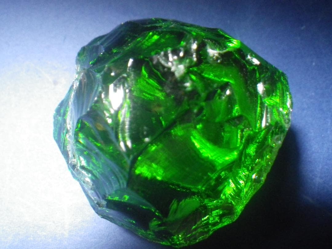 アンダラクリスタル 大きな　　２４０１２５－３