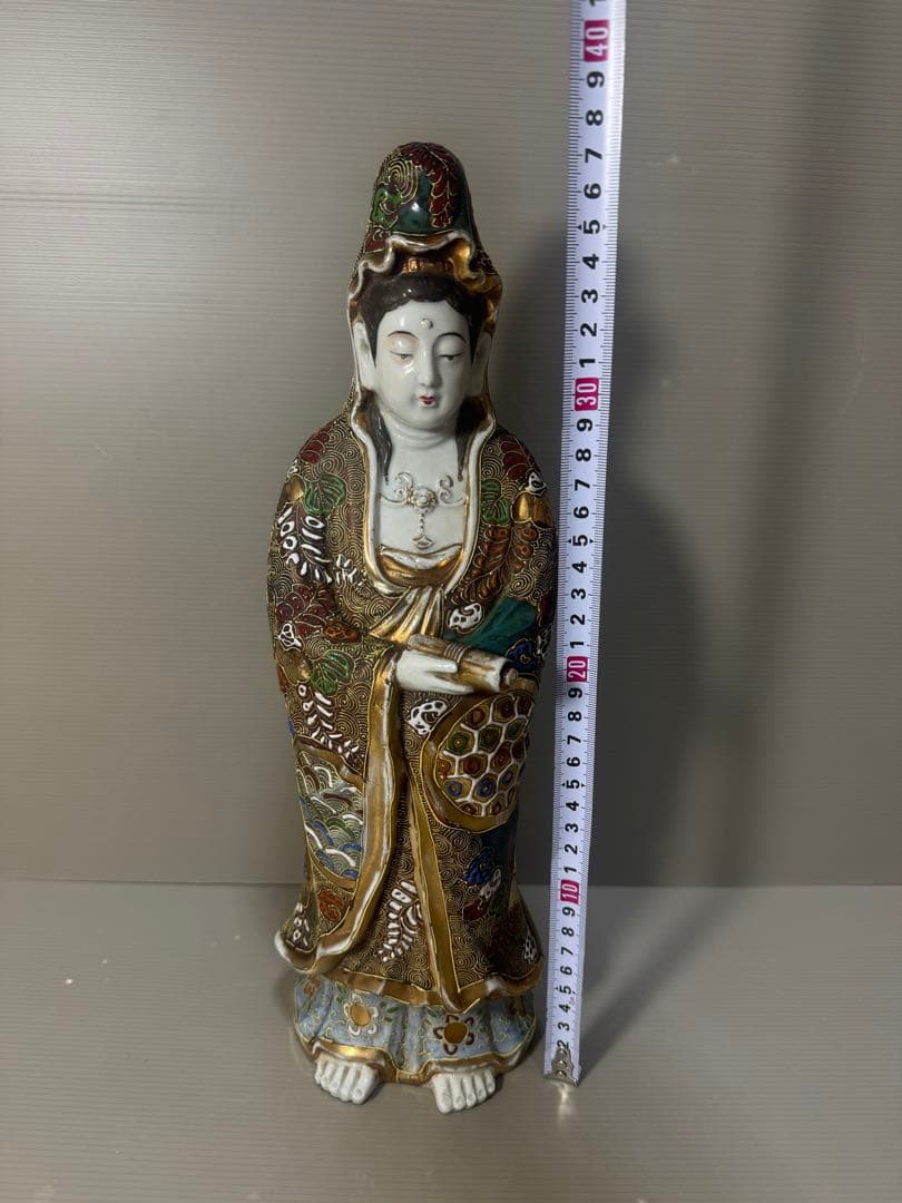 2308 九谷焼 観音菩薩像 仏像 色絵金彩 置物 - メルカリ