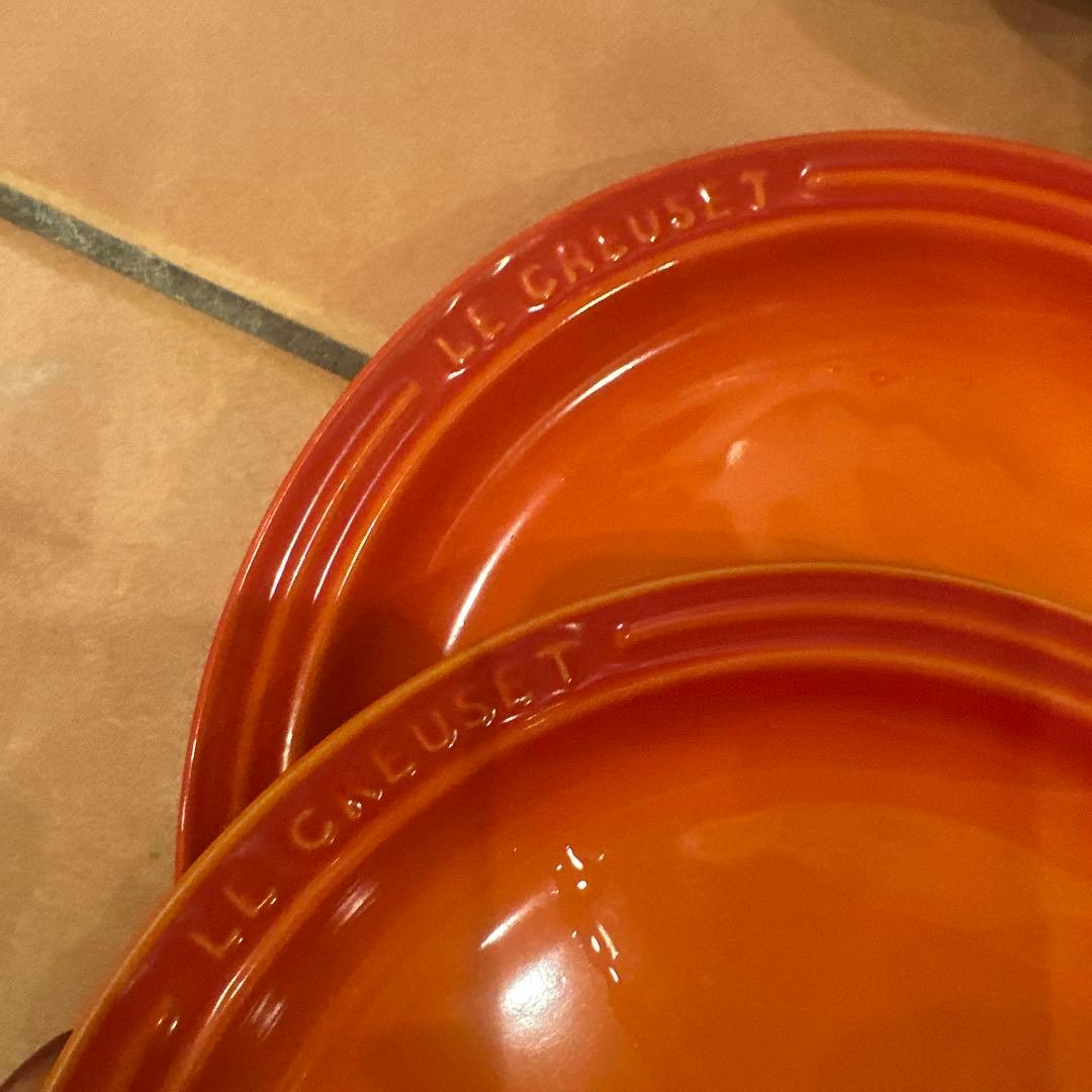 お鍋＋44皿＋お花の2段お菓子入れ　Le Creuset お鍋　食器セット