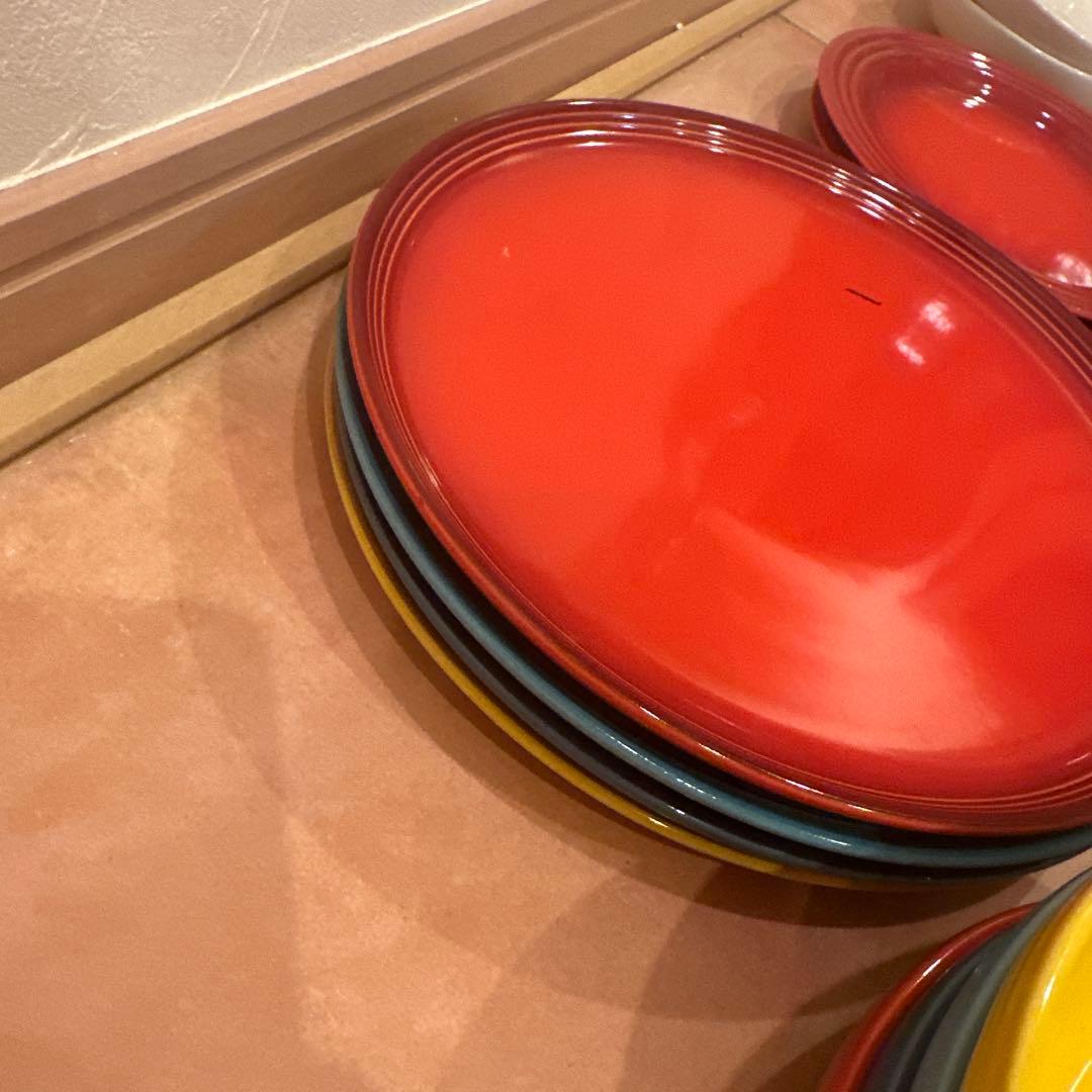 お鍋＋44皿＋お花の2段お菓子入れ　Le Creuset お鍋　食器セット