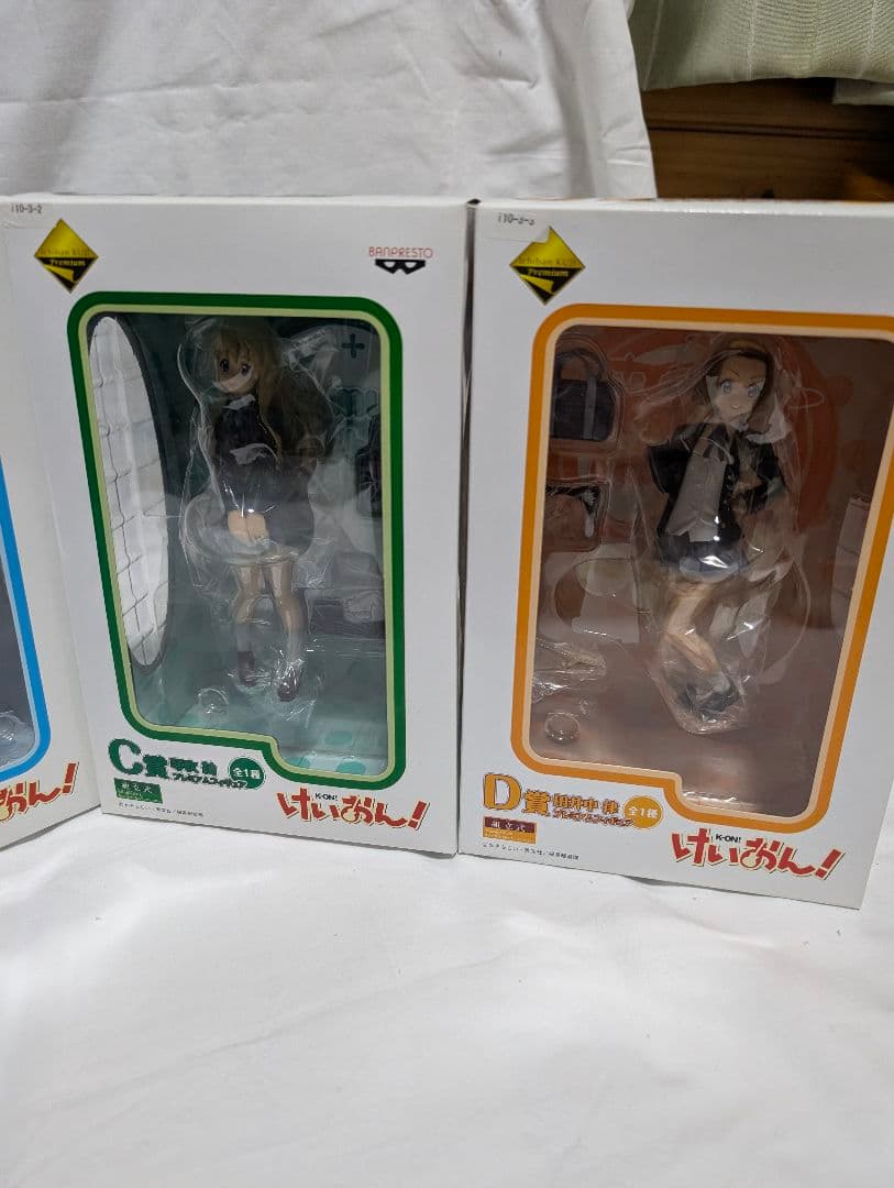 未開封　一番くじ　けいおん　プレミアムフィギュア　4種　A B C D賞　制服