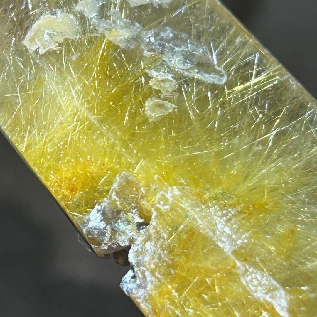 ☆別格高級品！福財大黒秘宝②！ガーデン！太陽　タイチン　ゴールド　ルチル　六角柱