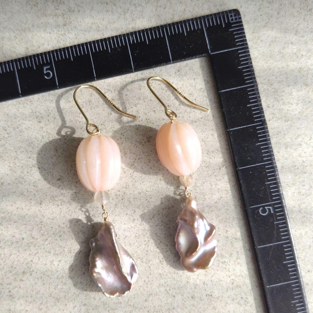 １4Kgf春来い！ピアス　優しいピンクオパールとワイルドグレーバロック