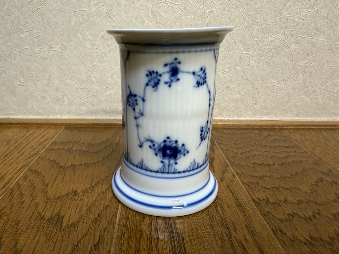 送料込希少　ロイヤルコペンハーゲン　ブルーフルーテッド美品ペン立て　花瓶小物入れ