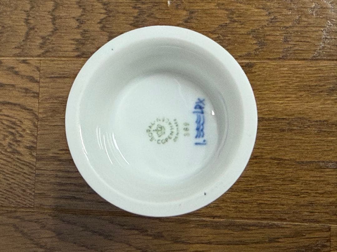 送料込希少　ロイヤルコペンハーゲン　ブルーフルーテッド美品ペン立て　花瓶小物入れ