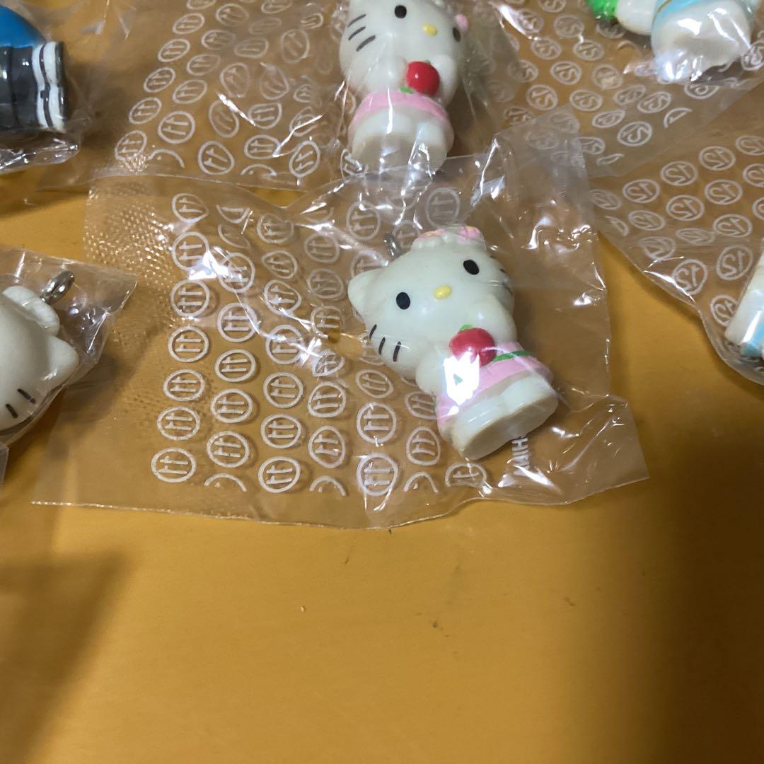 2933ハローキティストラップ