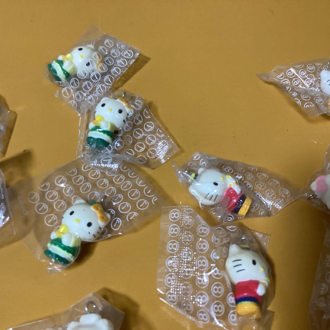 2933ハローキティストラップ