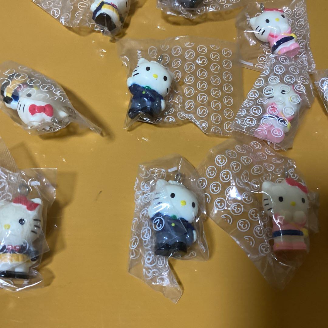 2933ハローキティストラップ