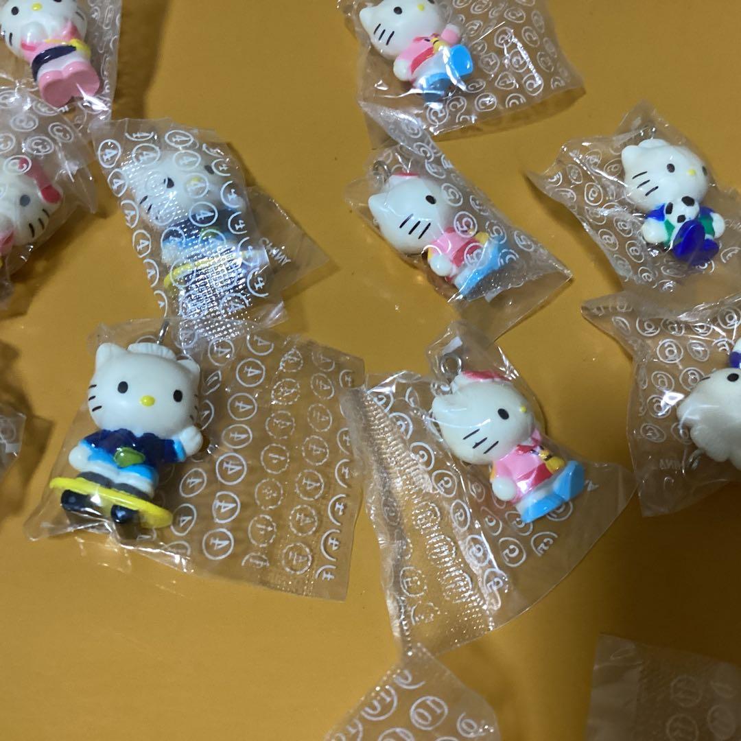 2933ハローキティストラップ