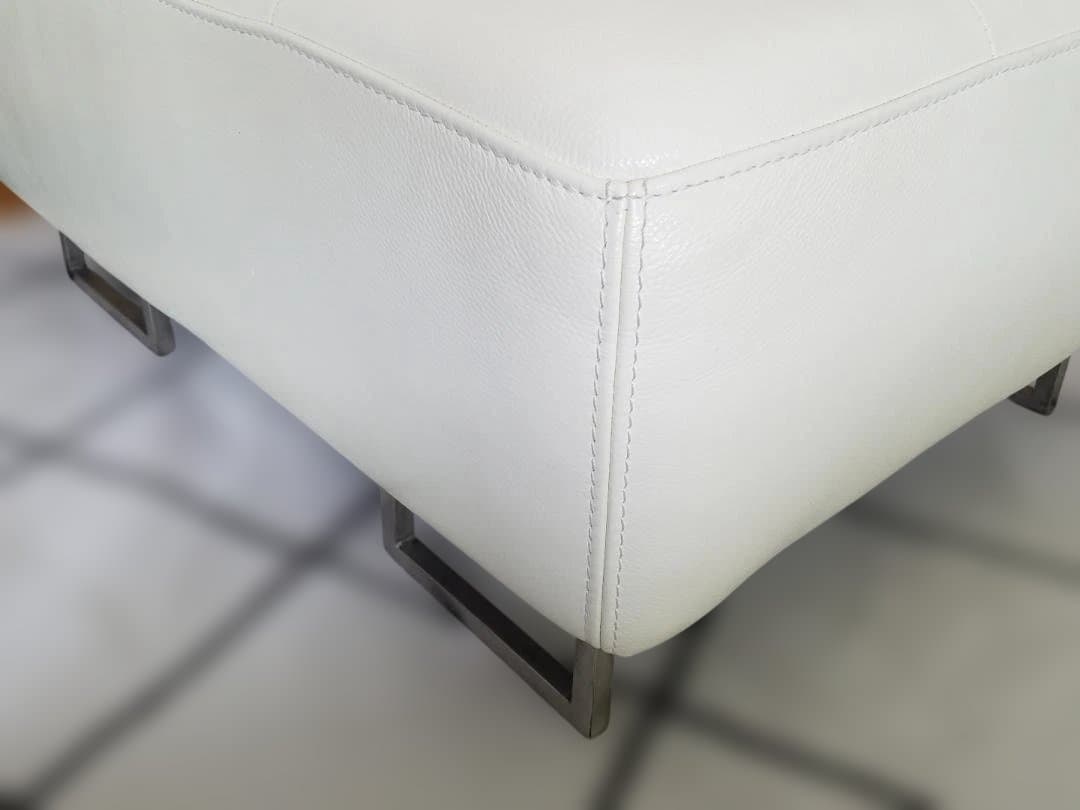 ②IDC 大塚家具 本革 オットマン L/Sコンフォート ホワイト レザー 中古