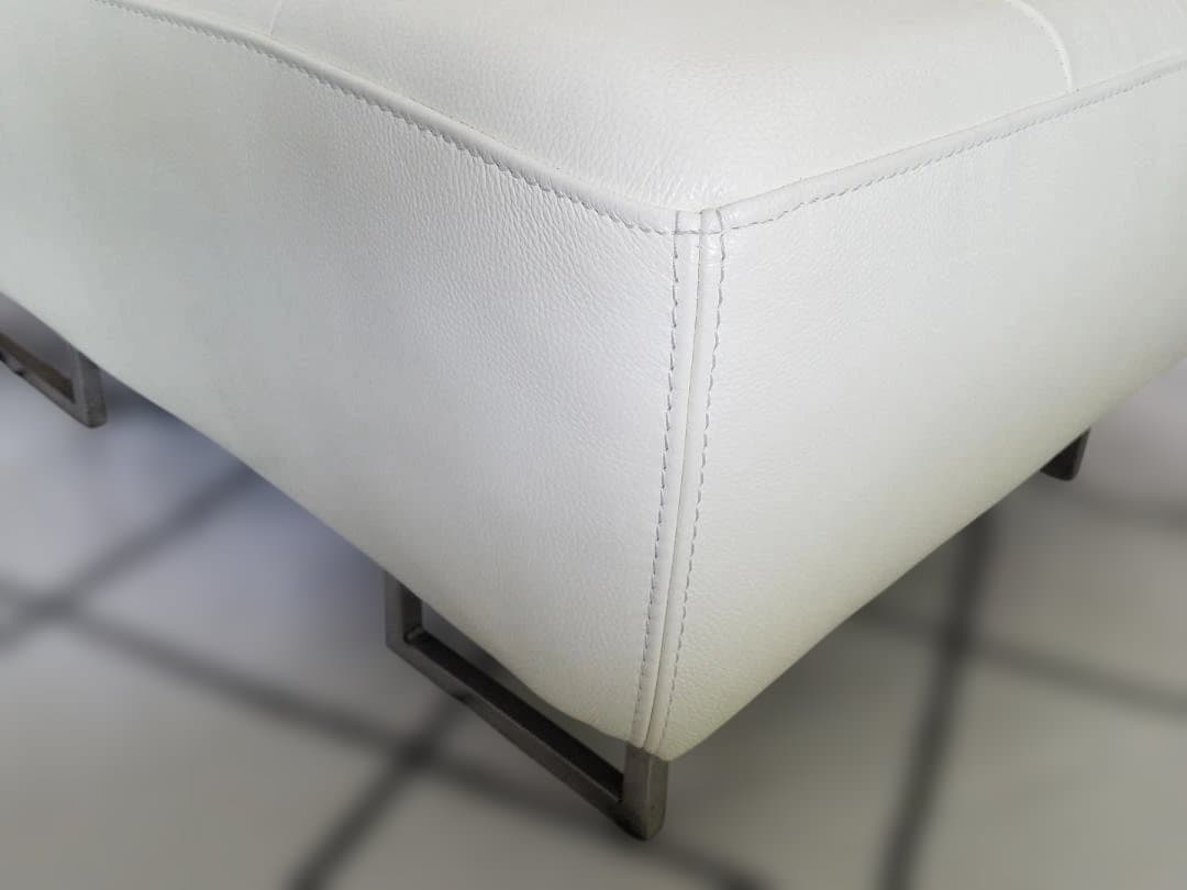 ②IDC 大塚家具 本革 オットマン L/Sコンフォート ホワイト レザー 中古