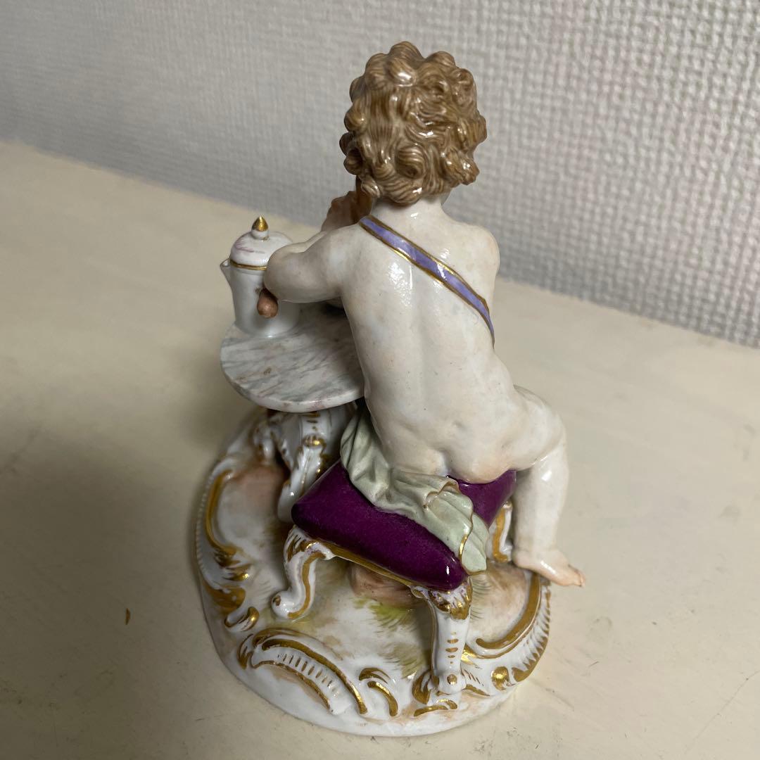 マイセン「ホットチョコレートを作る天使」四大元素:火　19世紀　ドイツ