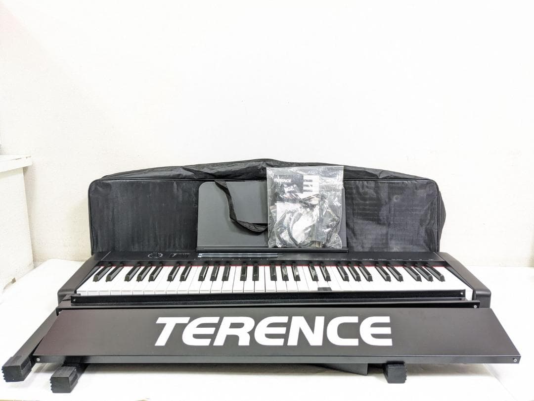 台座付き TERENCE TS-02 電子ピアノ 61鍵