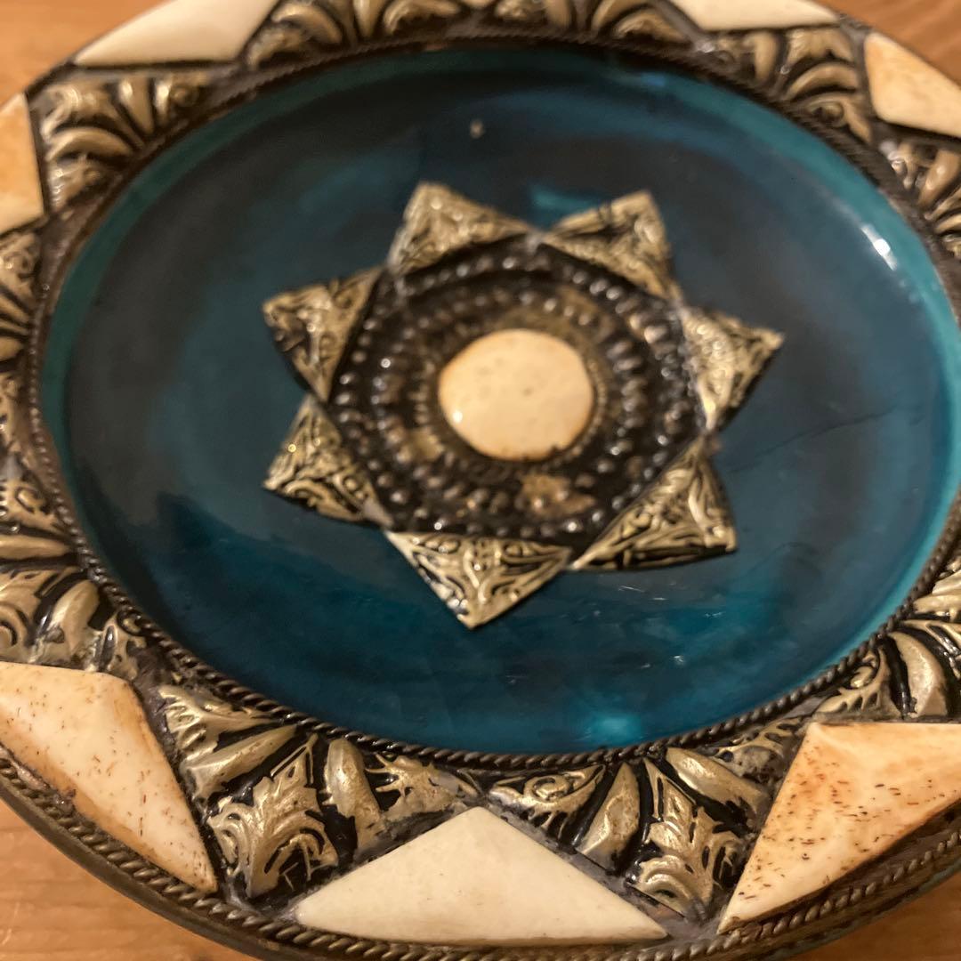 モロッコ　アンティーク皿　壁掛け穴あり