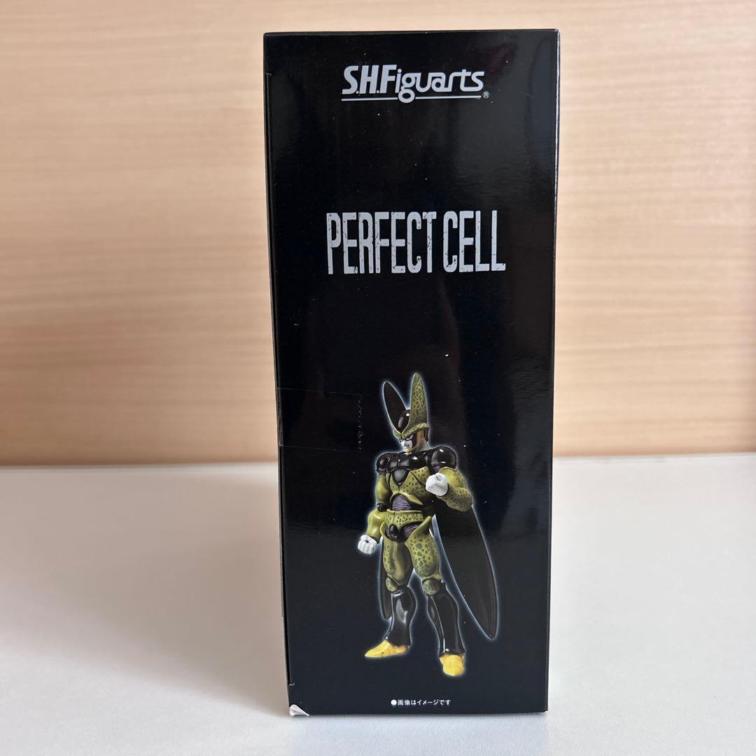 ドラゴンボールZ S.H.Figuarts セル完全体　フィギュア