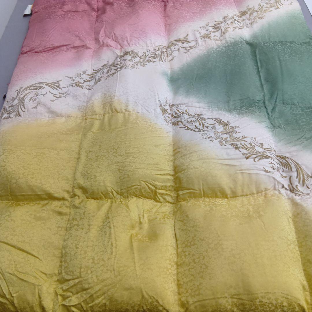 羽毛掛けふとん　ホワイトグ−スダウン95% 側生地シルク100% シングルサイズ