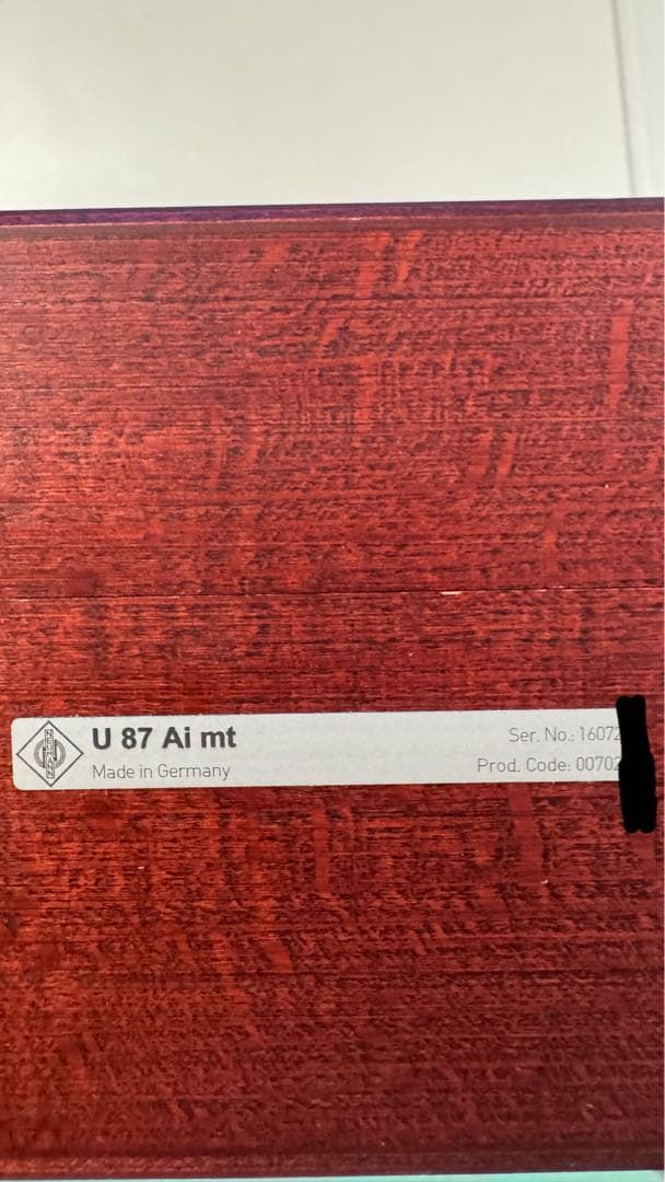 Neumann U87AI mtコンデンサーマイク （ショックマウント付）