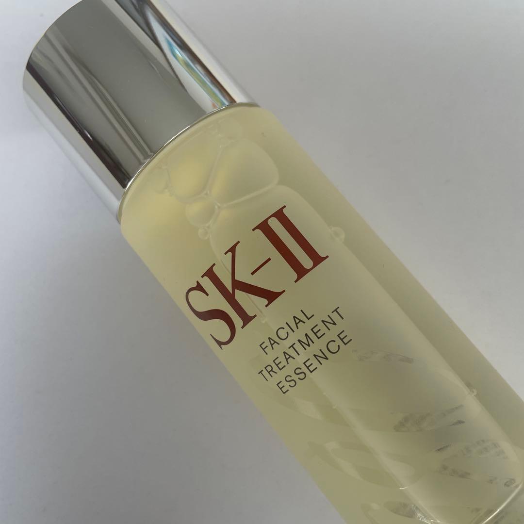 フェイシャルトリートメント エッセンス　250ml