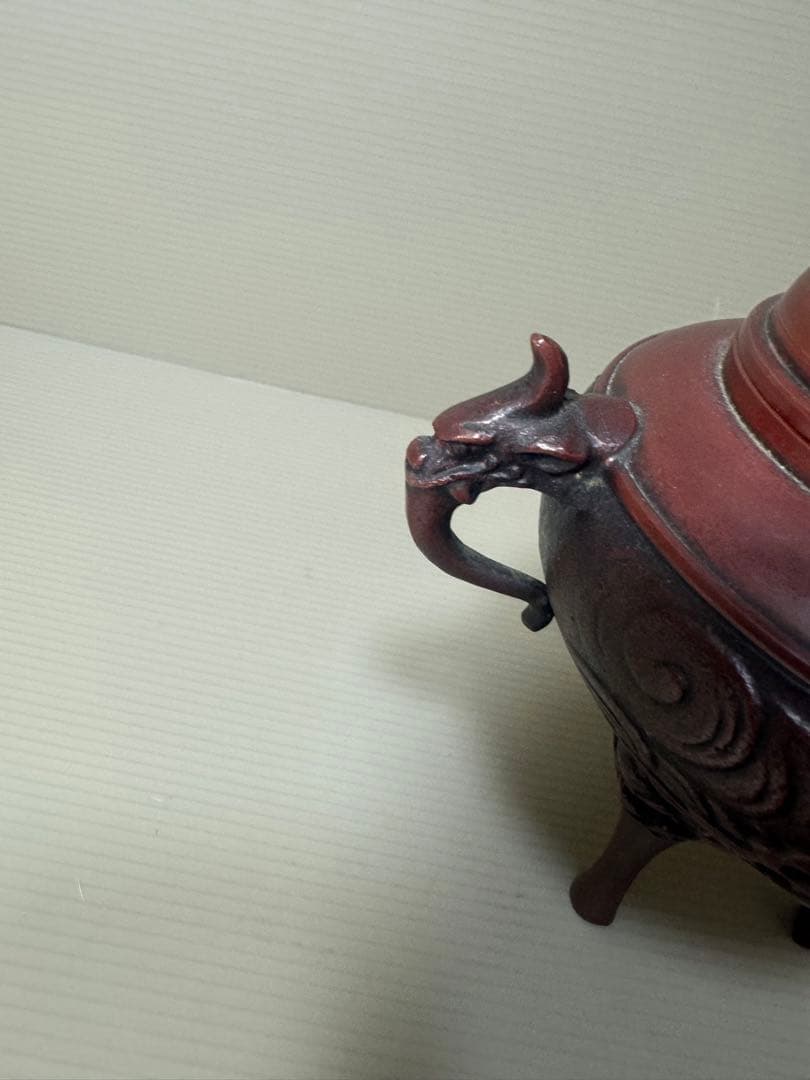 2137 吉秀 銘 獅子摘蓋 龍文 竜地紋 鋳銅 三つ足 香炉