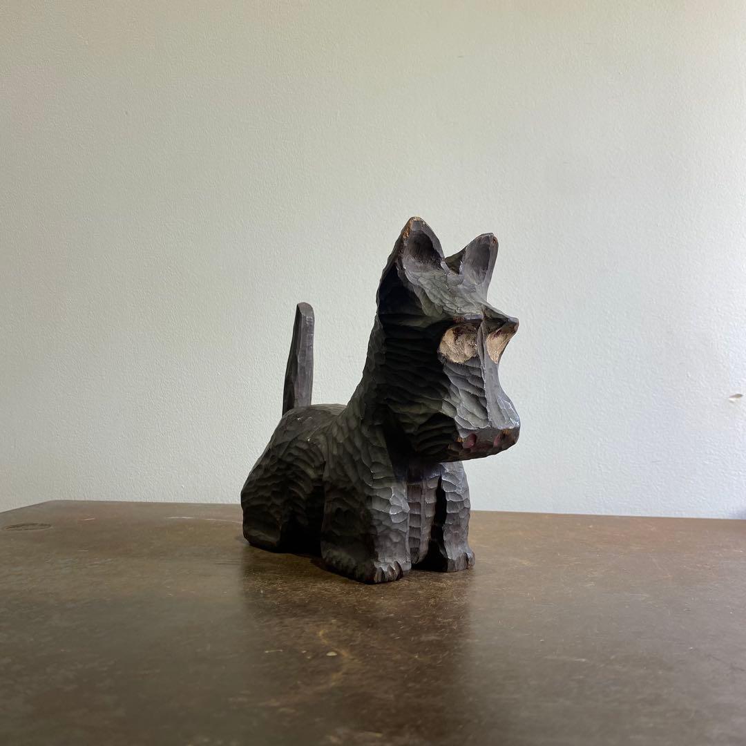 空飛ぶ前衛美術家糸川裕志の絵画、ポップアートの人物画、